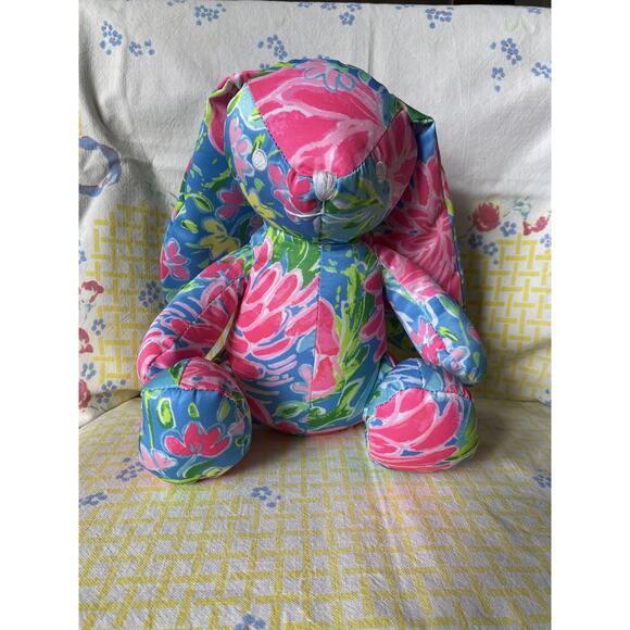 SHIPS IN 24 HRS LILLY PULITZER Plush Bunny PINK Rabbit Toy SUNS OUT New - Picture 1 of 5
